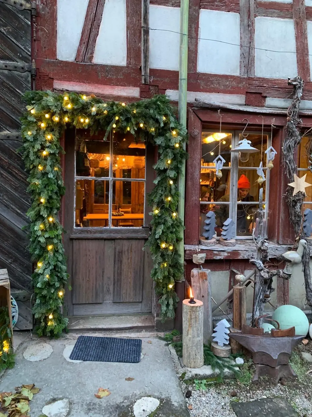 Der Eingang im Advent